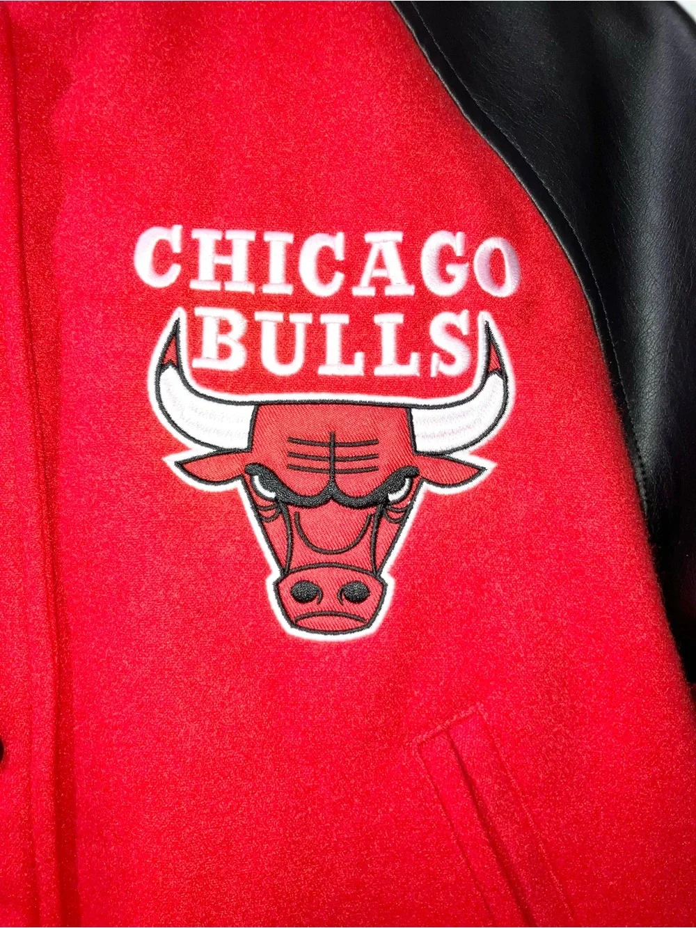 Chicago Bulls Varsity Jacket Red Black Ultra Game Basketball KIDS Size XL NWT